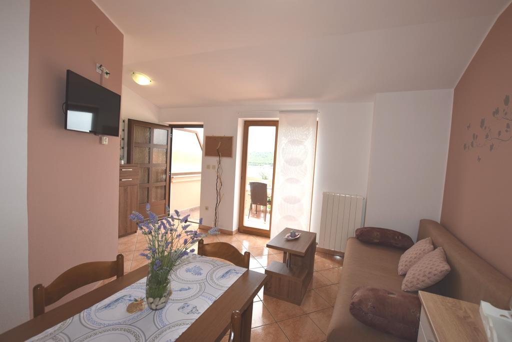 Apartments Petra Banjole Εξωτερικό φωτογραφία